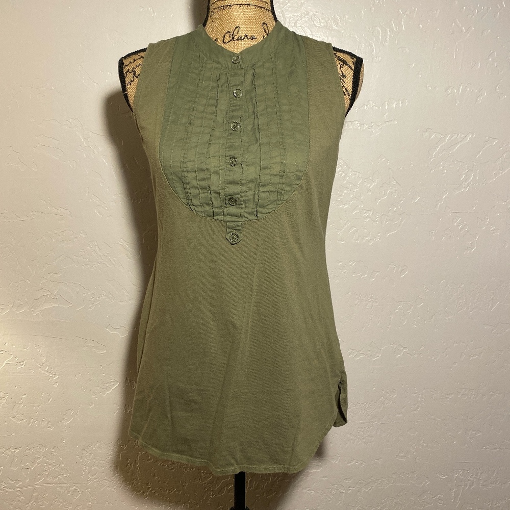 Tapemeasure sleeveless blouse, size medium